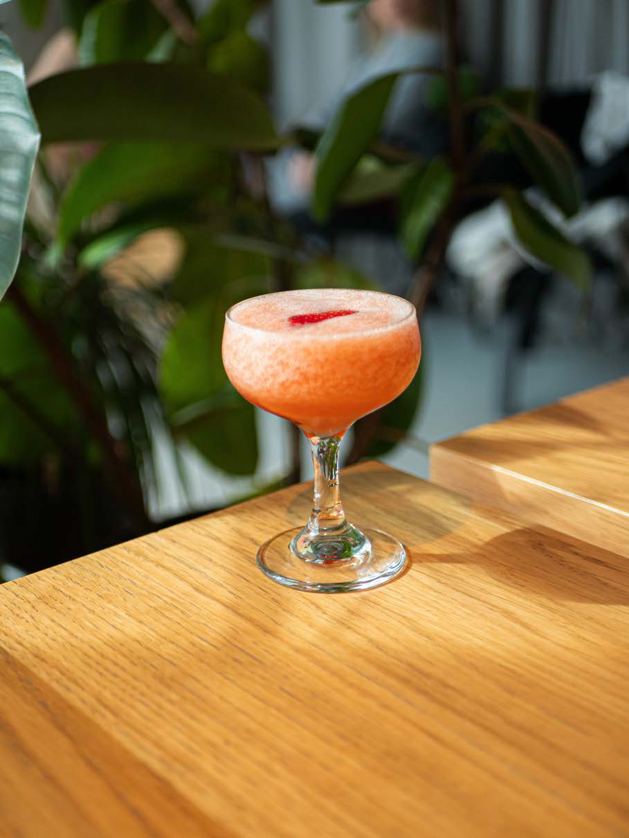 Frozen strawberry daiquiri